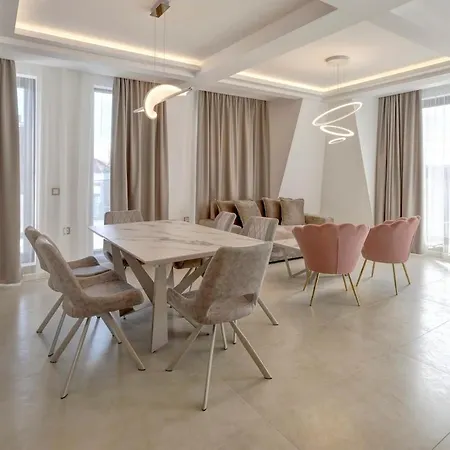 Luxury One Bedroom In Varna